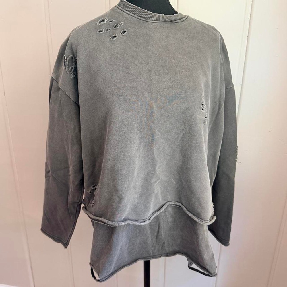 Distressed Washed Gray Layered Sweatshirt Medium